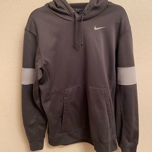 Nike hoodie medium
